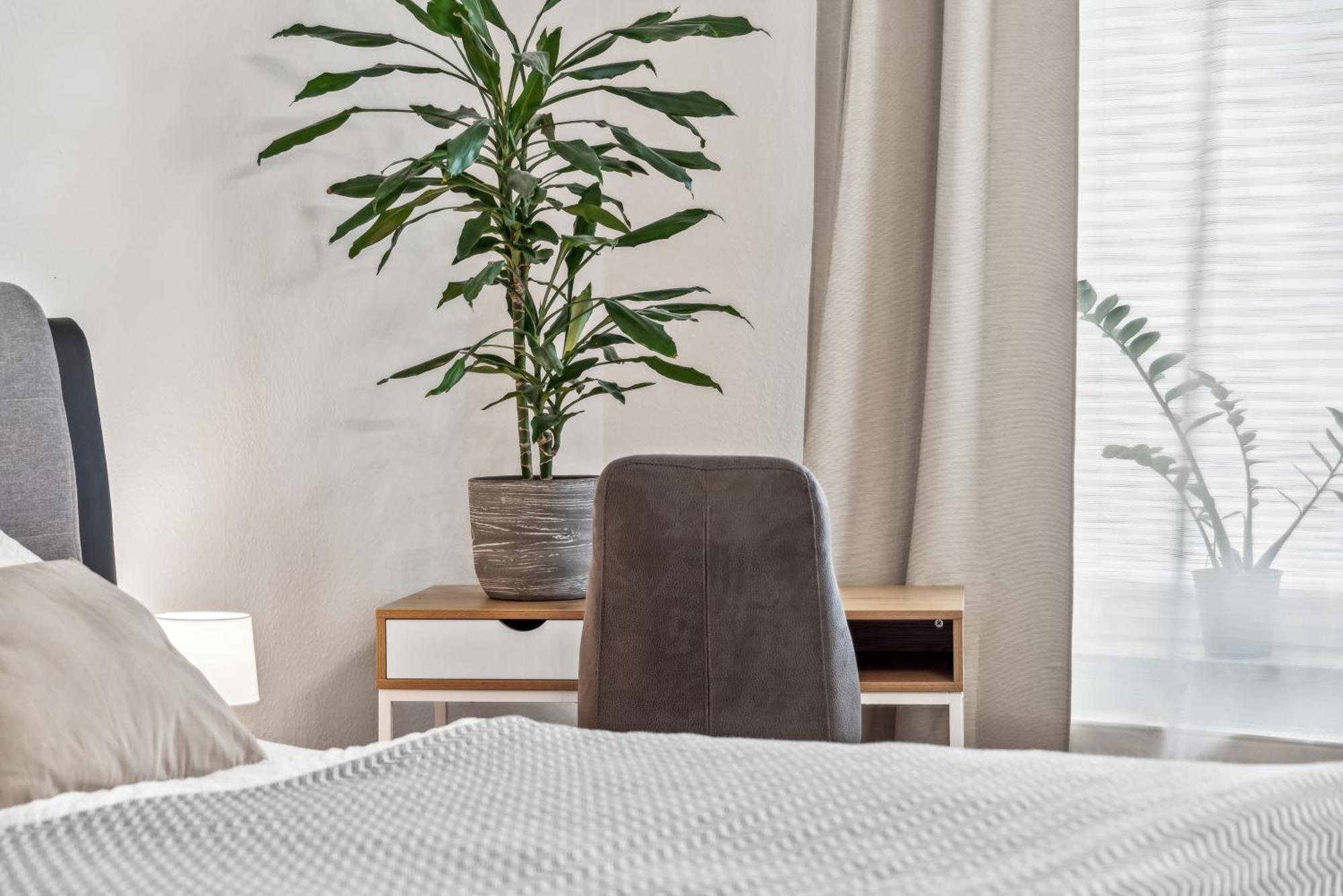 Roby-Erfurt Hbf-Nah, Balkon Apartment Екстериор снимка