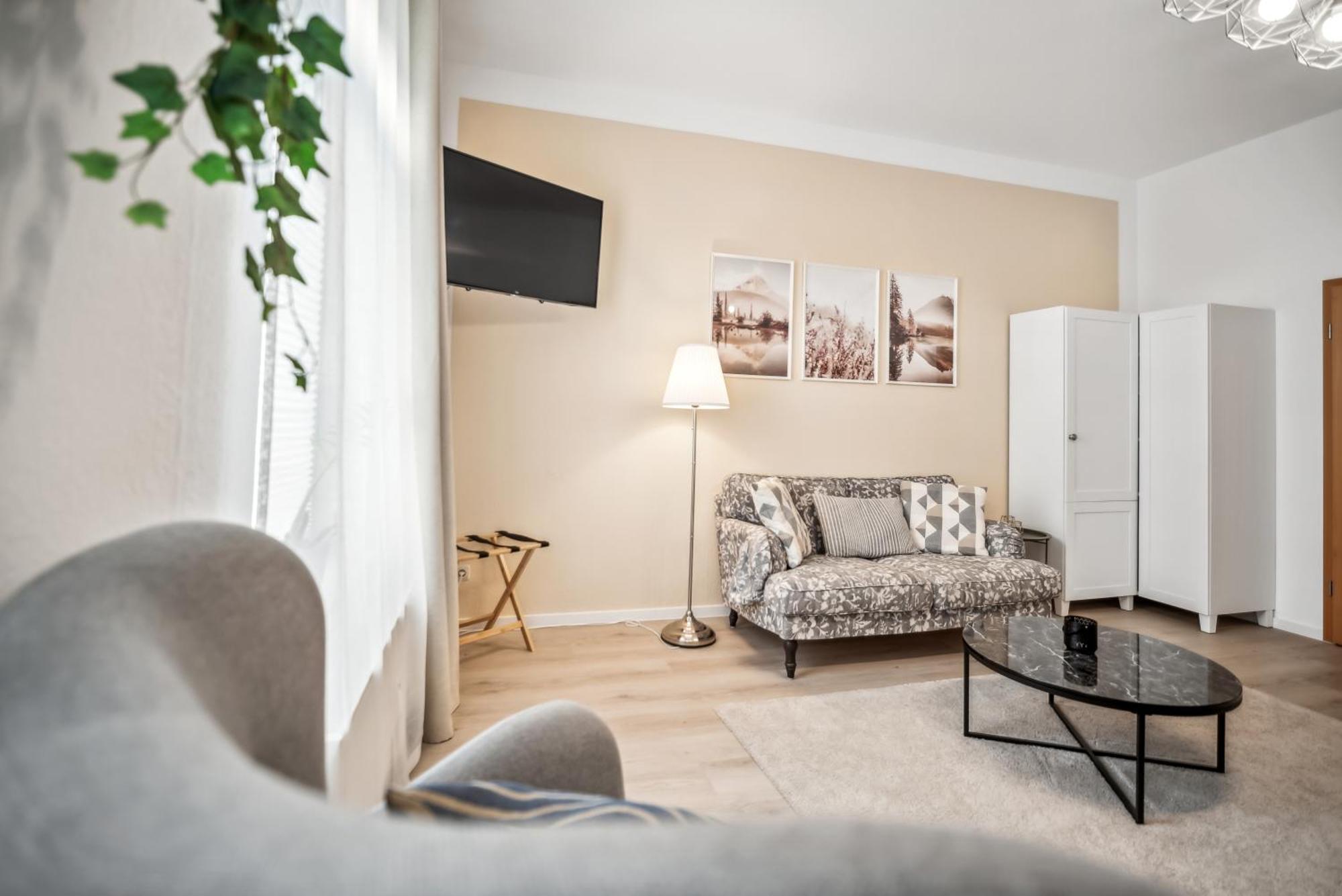 Roby-Erfurt Hbf-Nah, Balkon Apartment Екстериор снимка